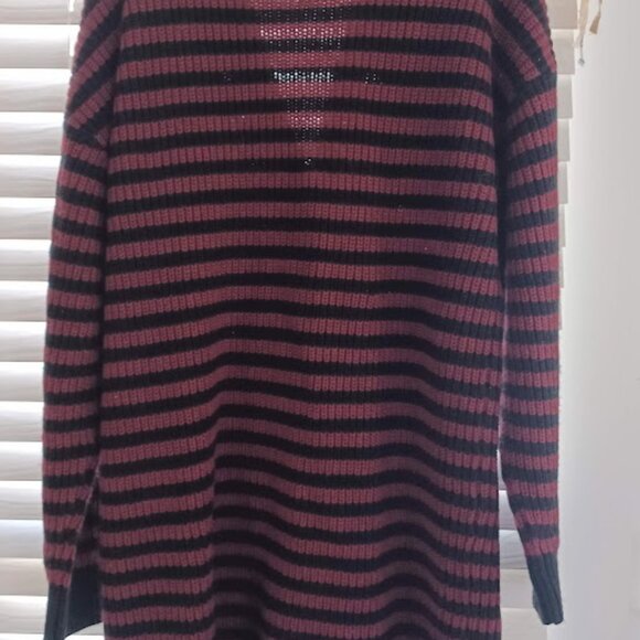 Hot Topic Gothic Striped Longline Cardigan Sweater XL Black Red Button Front - Picture 6 of 6